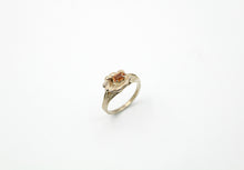Load image into Gallery viewer, Dainty Golden Citrine Flower Ring