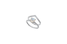 Load image into Gallery viewer, Moonstone Catalina Ring