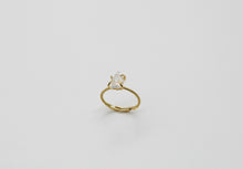 Load image into Gallery viewer, Dainty Raw Sterling Silver Gold Crystal Ring
