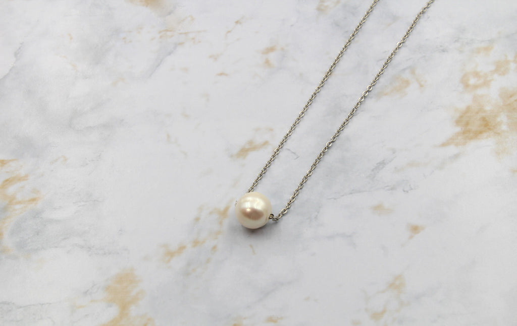 Dainty Pearl Gumdrop Pendant