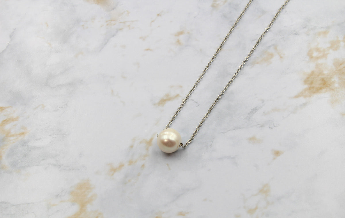 Dainty Pearl Gumdrop Pendant