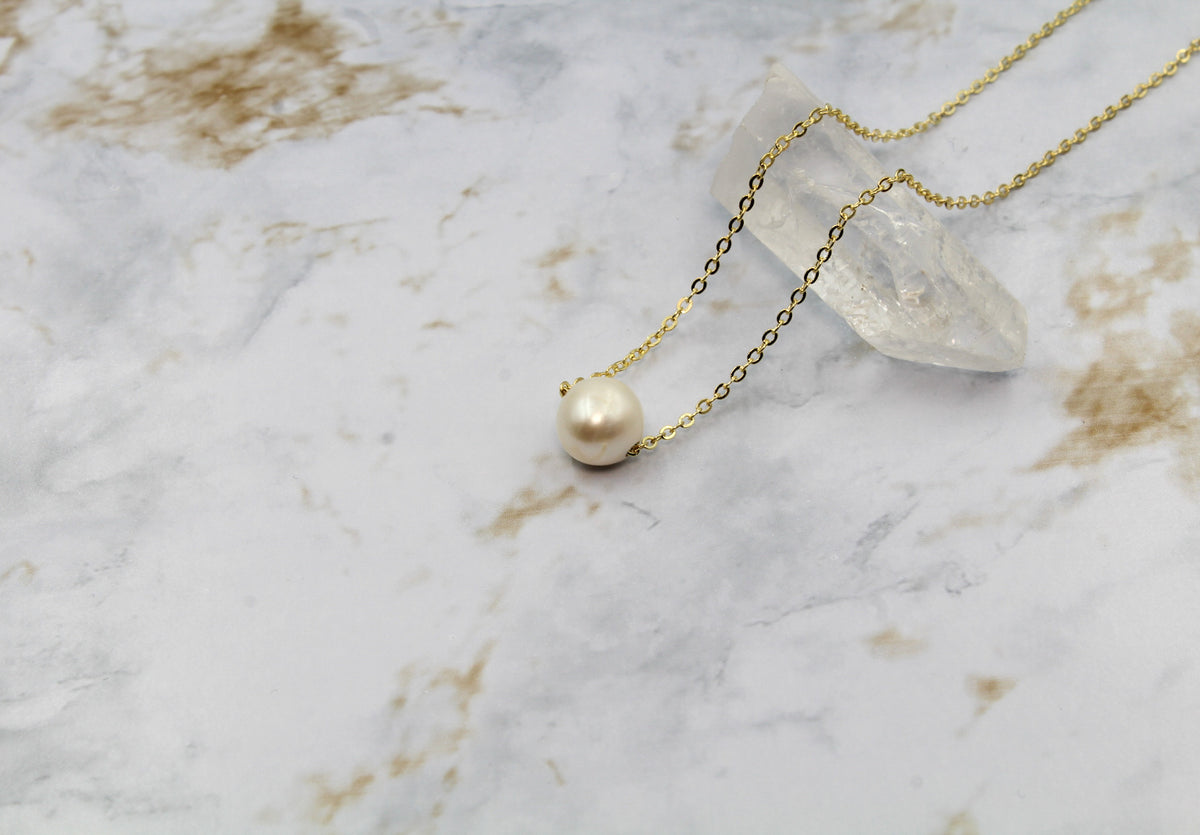 Dainty Pearl Gumdrop Pendant
